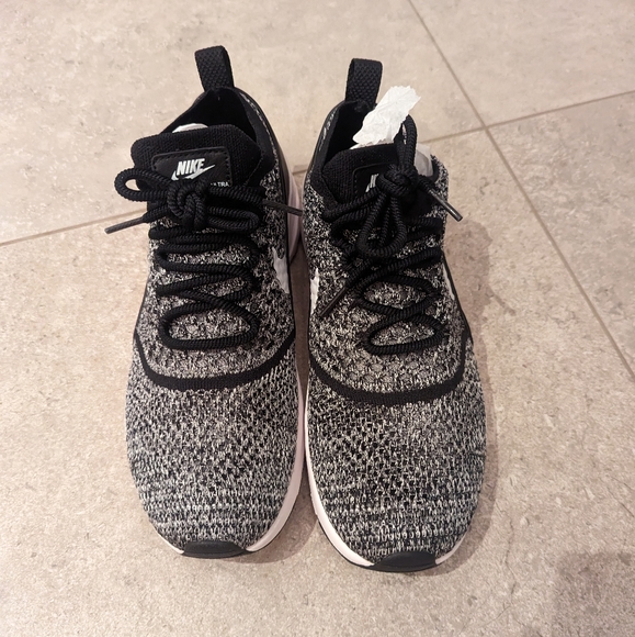 Nike Air Max Thea Ultra - Picture 2 of 8